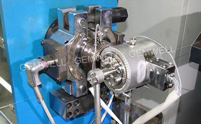 Qual é a finalidade da máquina extrusora de Teflon?
